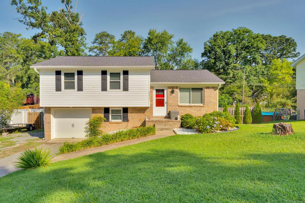 4056 E Freedom Circle, Ooltewah