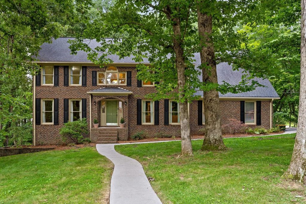31 Mountain Cove Road, Signal Mountain