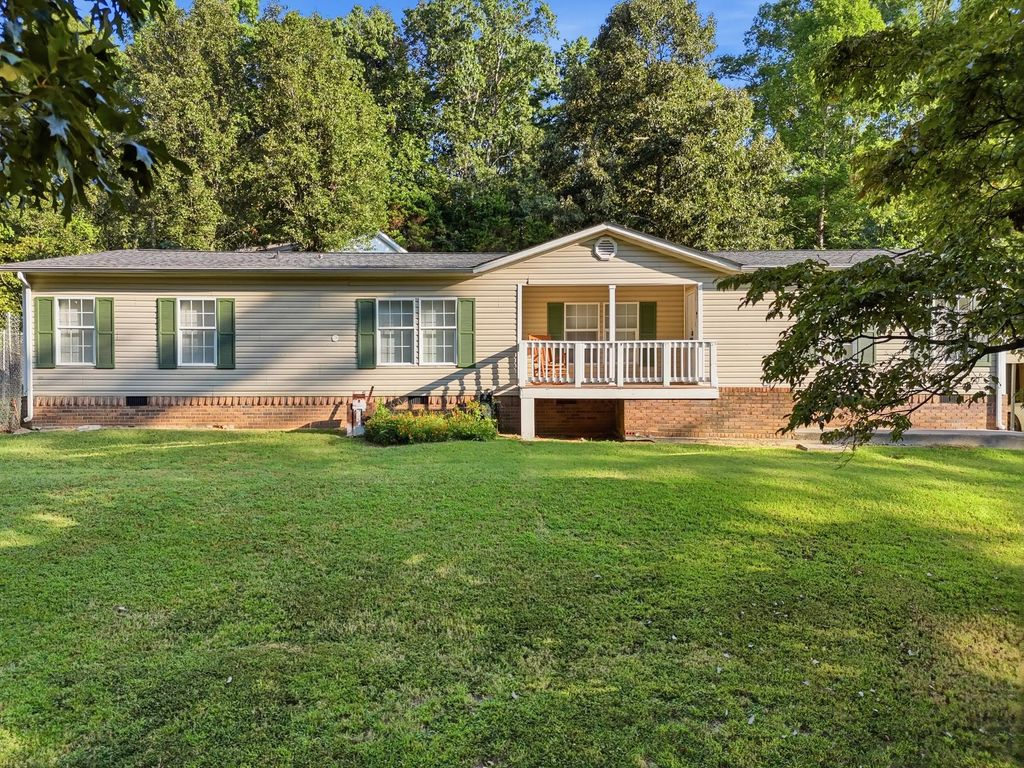 138 Burl Oaks Drive, Cleveland