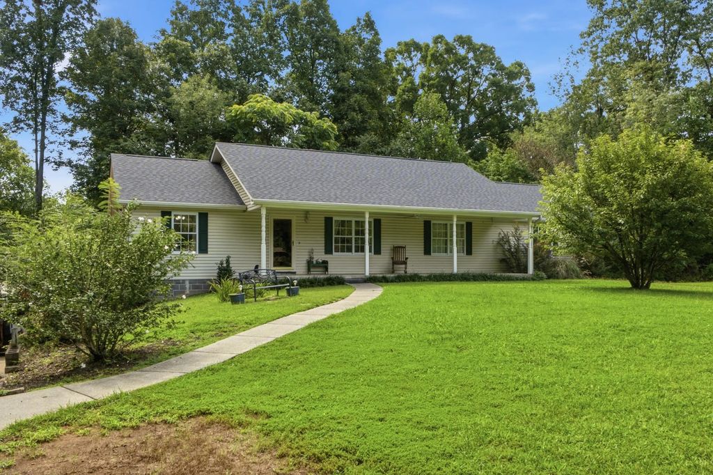 644 New Summit Hill Road, Ringgold