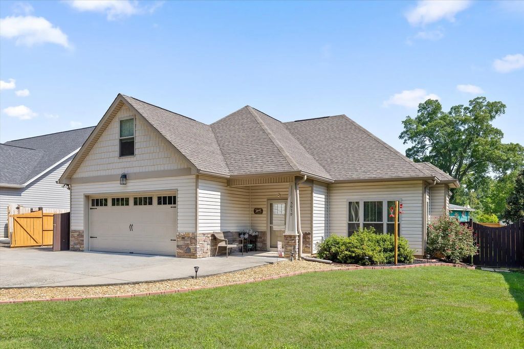 5979 Winding Lane, Hixson