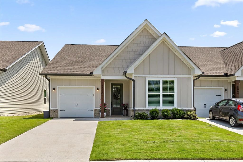 8876 James Creek Drive, Ooltewah
