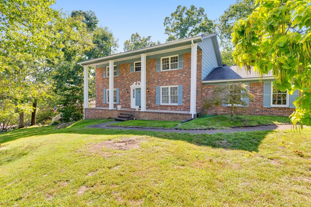 5661 Grayshore Lane, Hixson