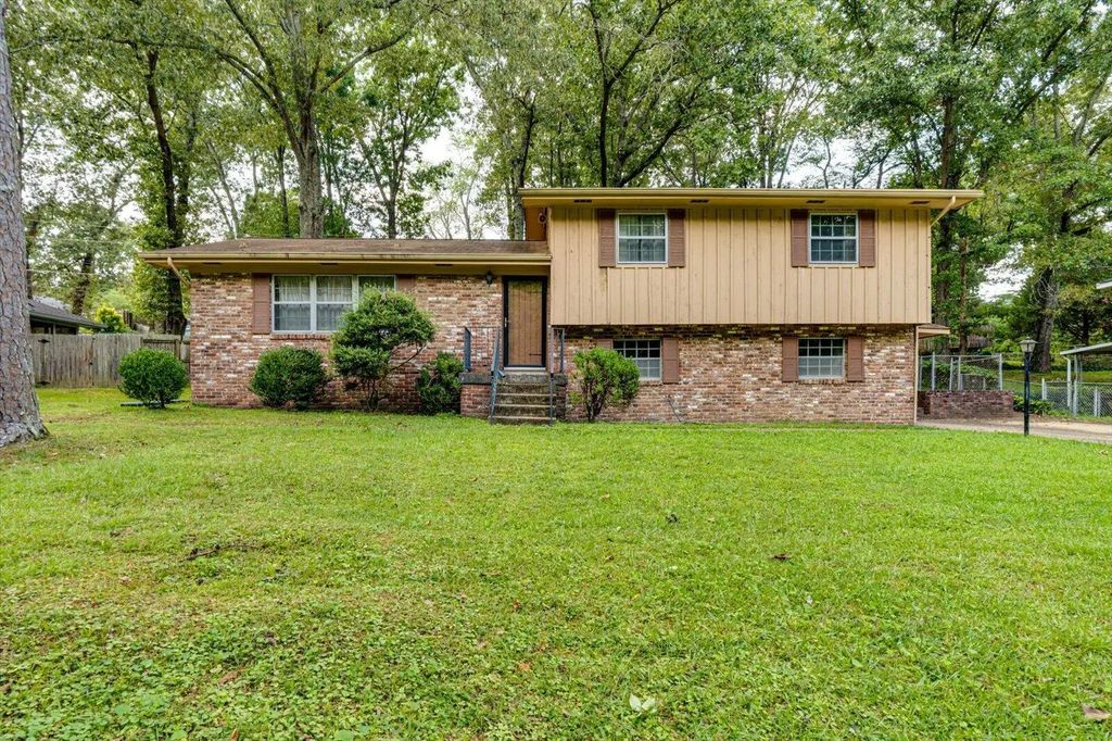 4711 Norcross Road, Hixson