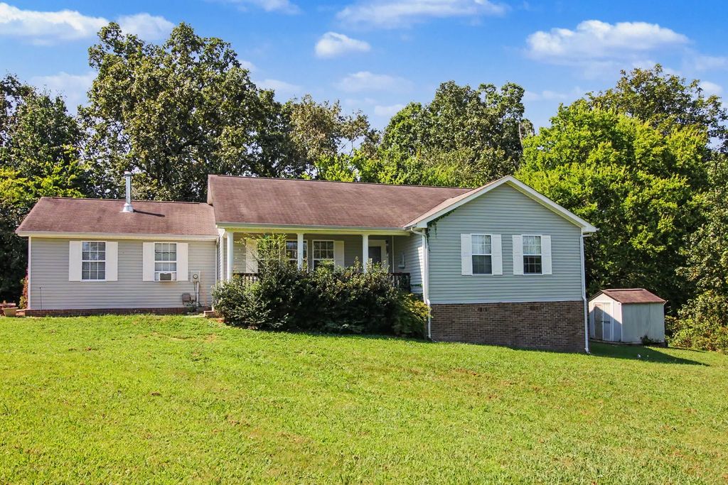 158 Caldwell Road, Cleveland