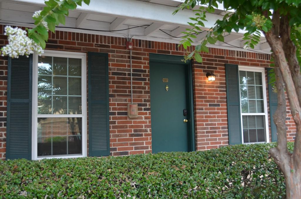 900 Mountain Creek Road, Chattanooga