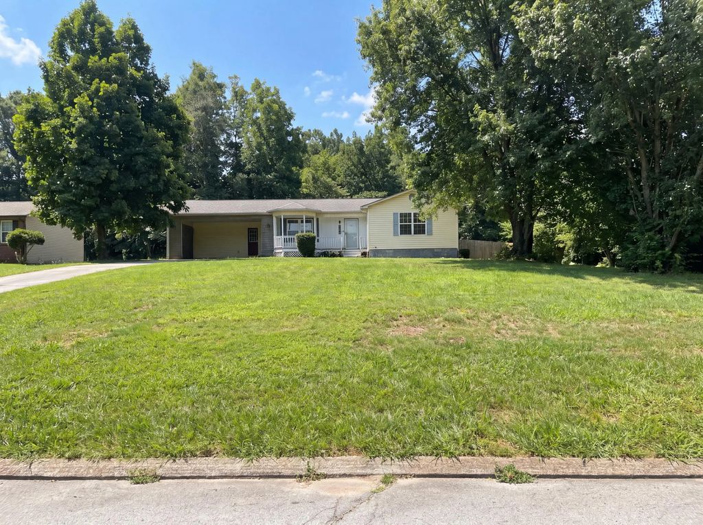 226 Brookhill Lane, Cleveland
