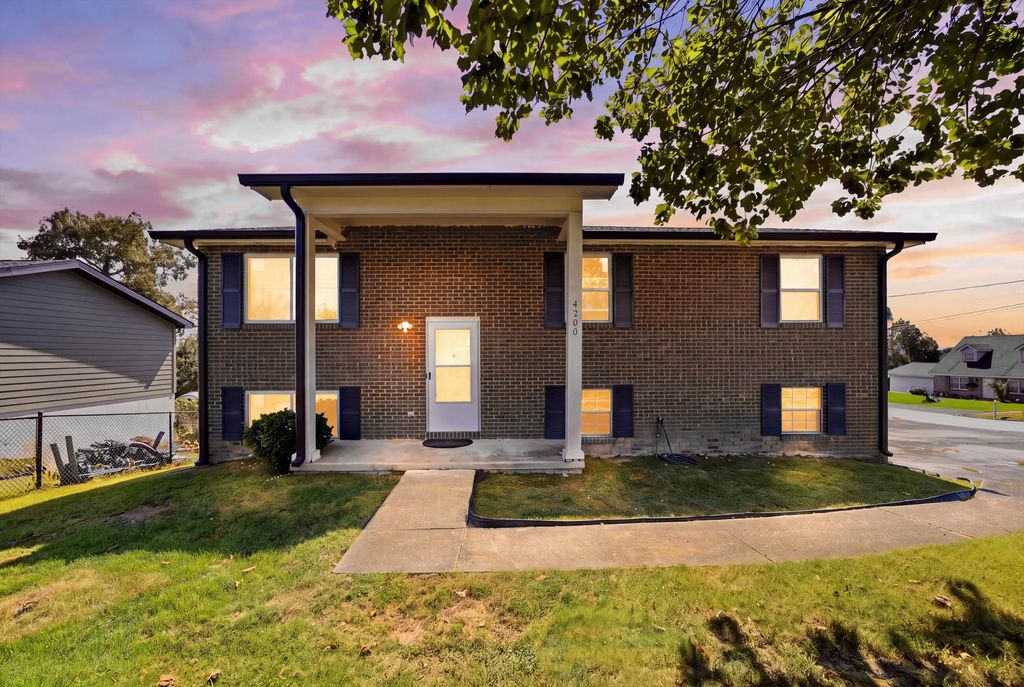 4200 Shady Oak Drive, Ooltewah