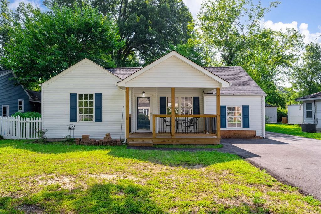 1610 Castleberry Avenue, Chattanooga