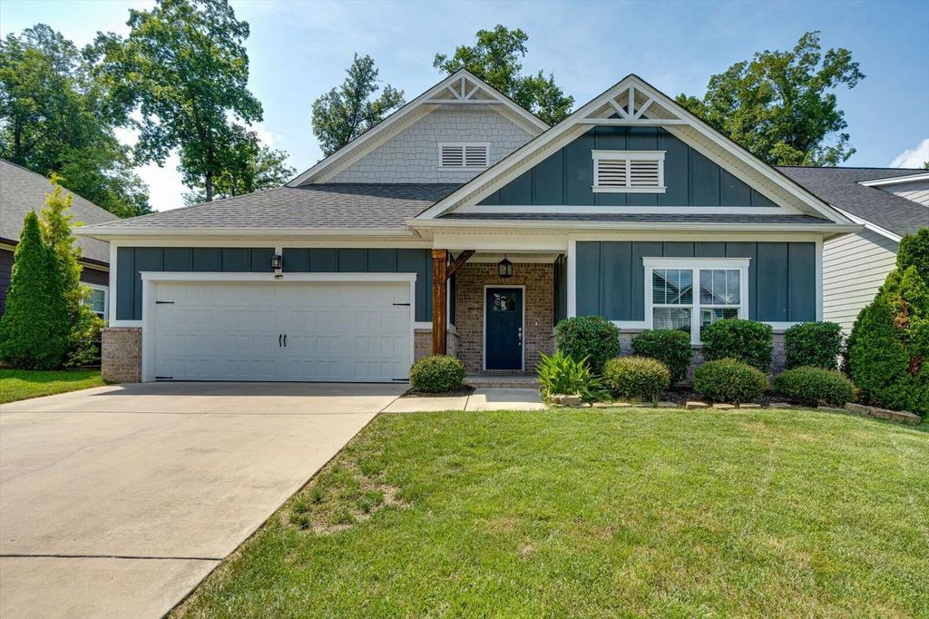 559 Deer Valley Drive, Hixson