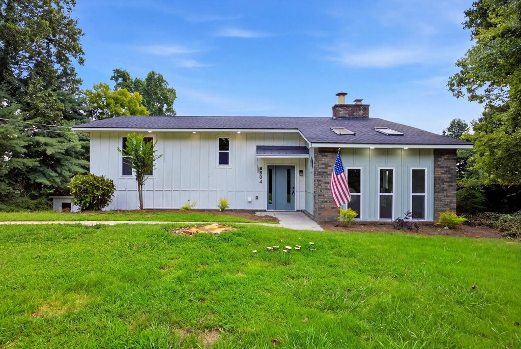 8804 Point South Lane, Chattanooga