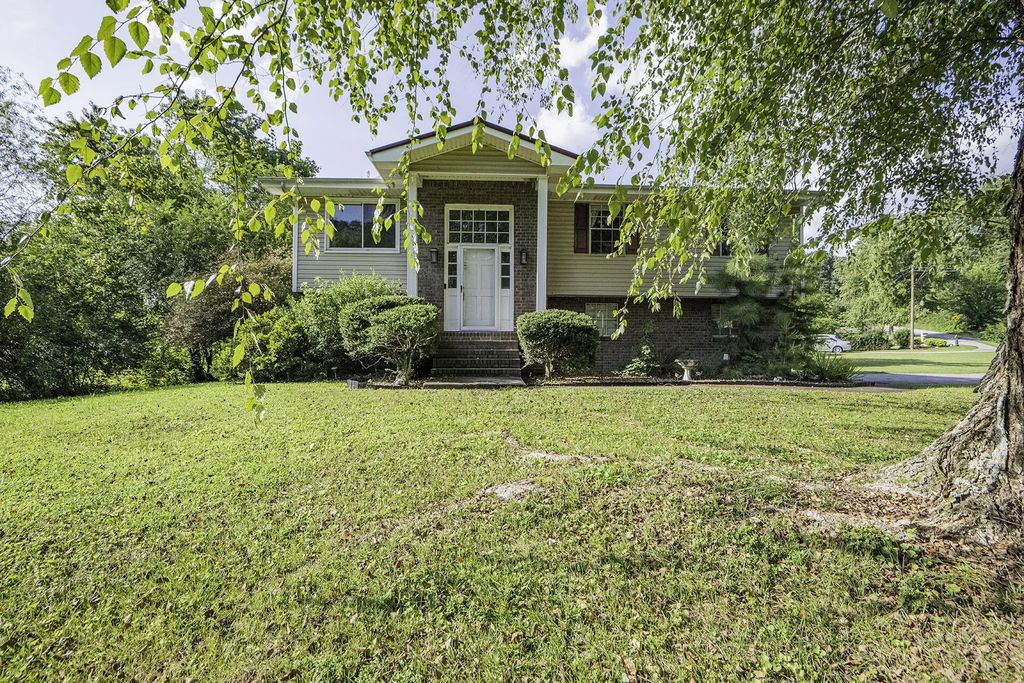 8875 Sedman Road, Hixson