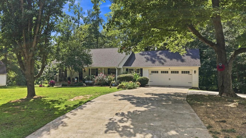 6276 Bates Pike, Cleveland