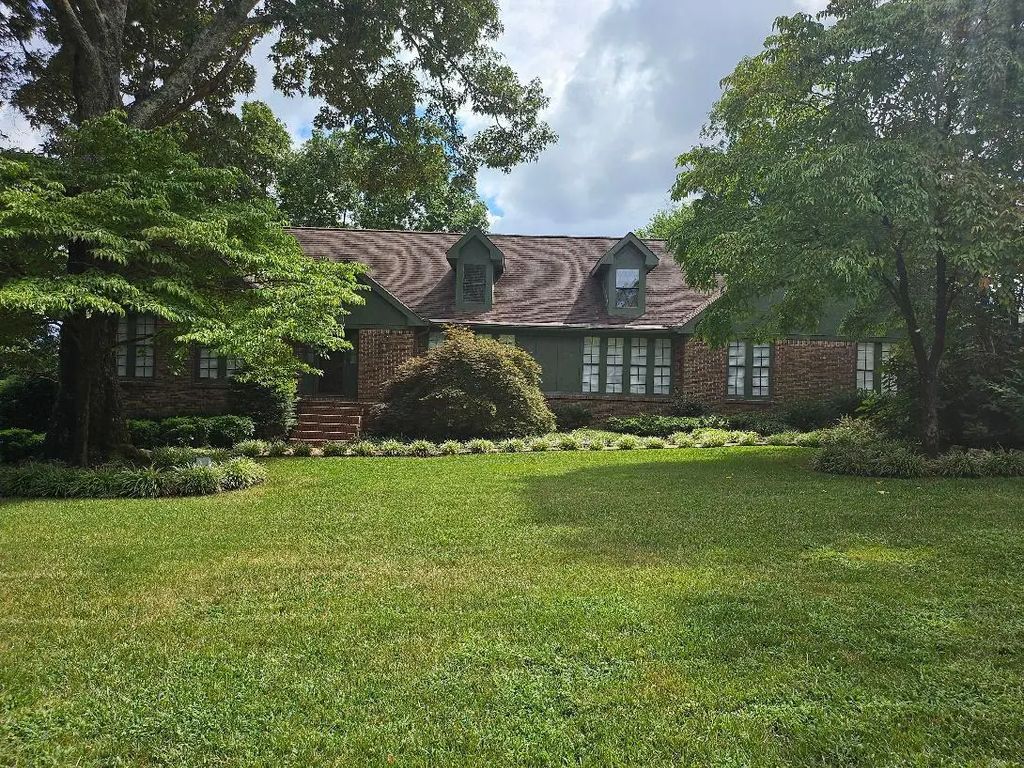 516 Shadow Parkway, Chattanooga