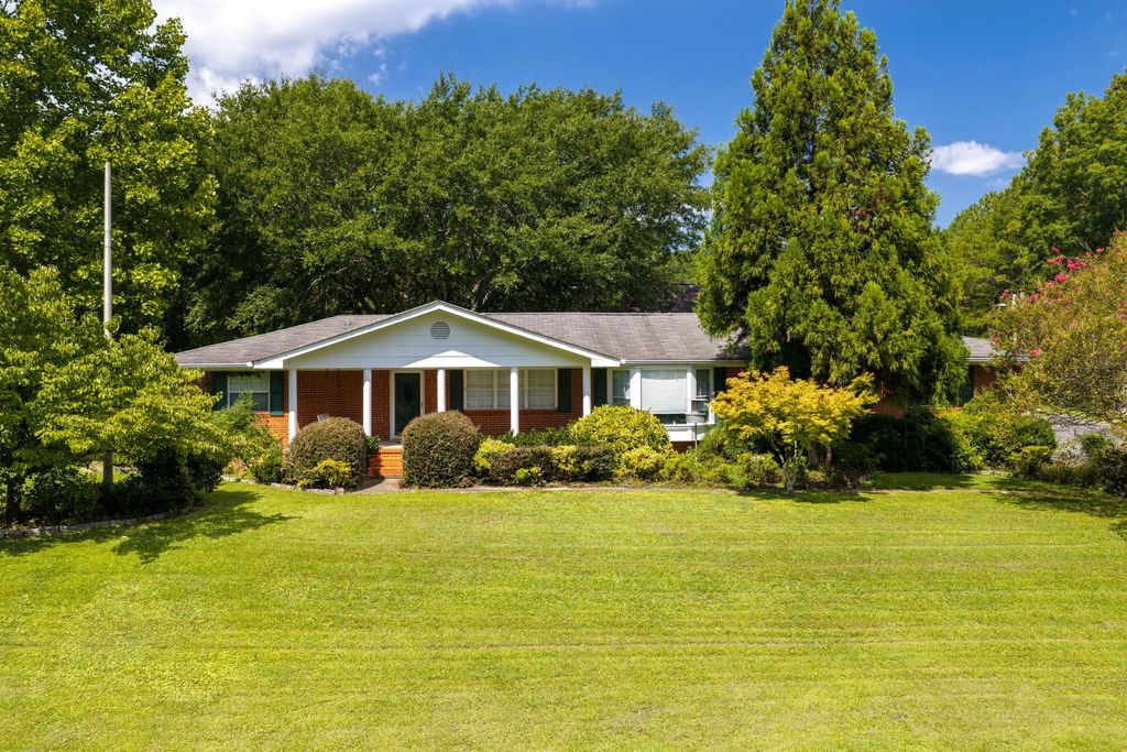 409 White Road, Chattanooga
