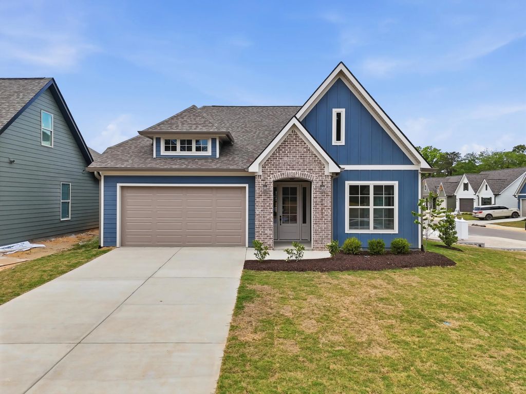1557 Storyvale Lane, Hixson