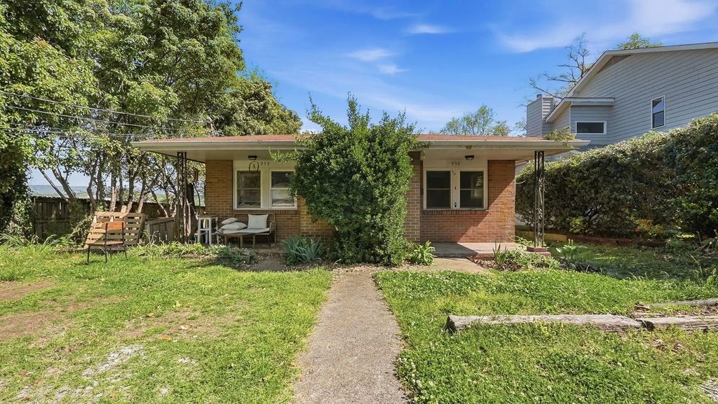 953 E 5th Street, Chattanooga