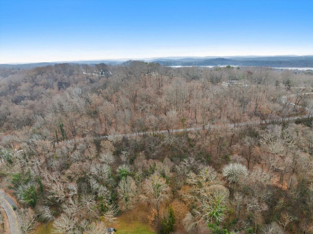 Hamill Road, Hixson