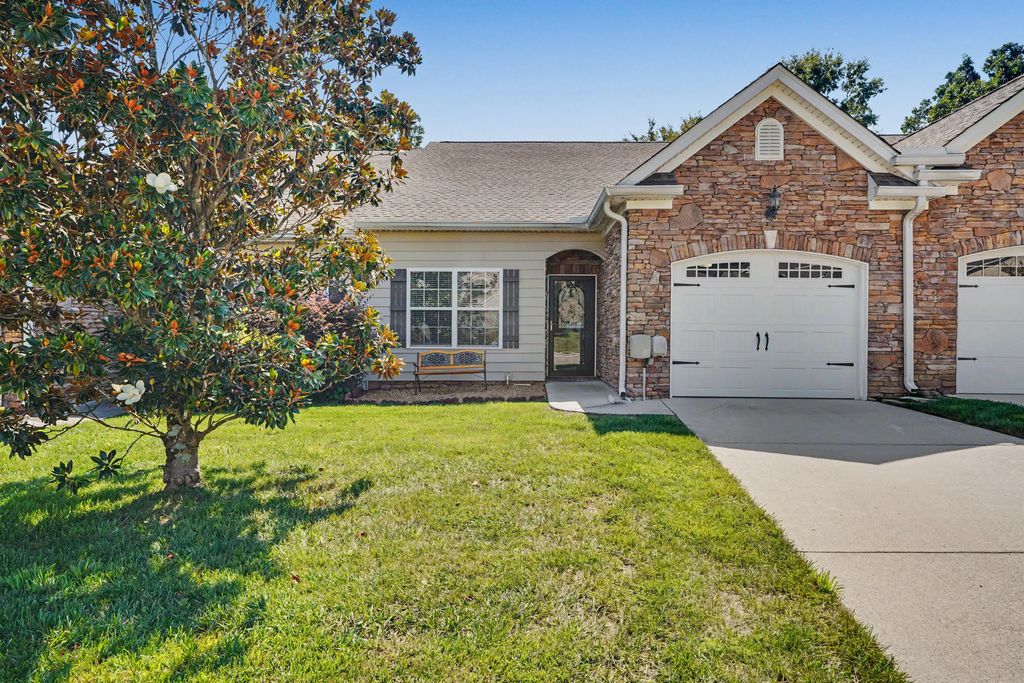 7624 Magnolia Leaf Lane, Chattanooga