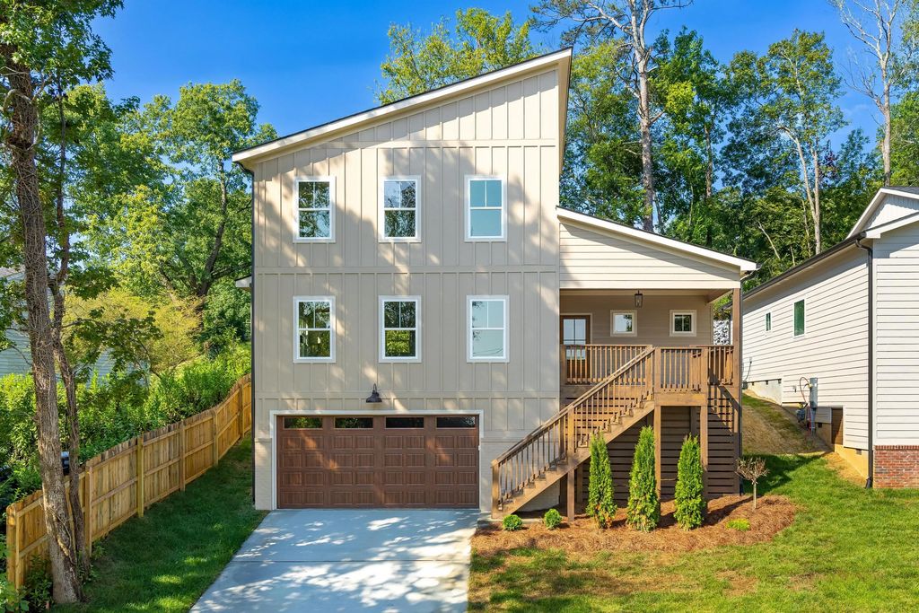 329 Isbill Road, Chattanooga
