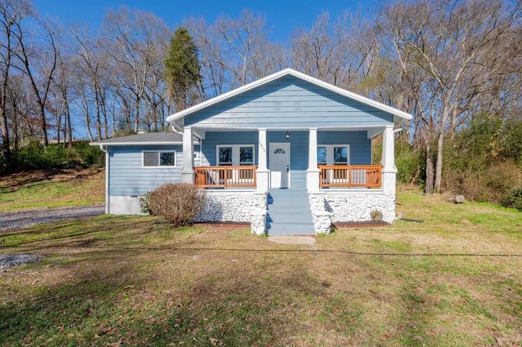 1317 Gadd Road, Hixson