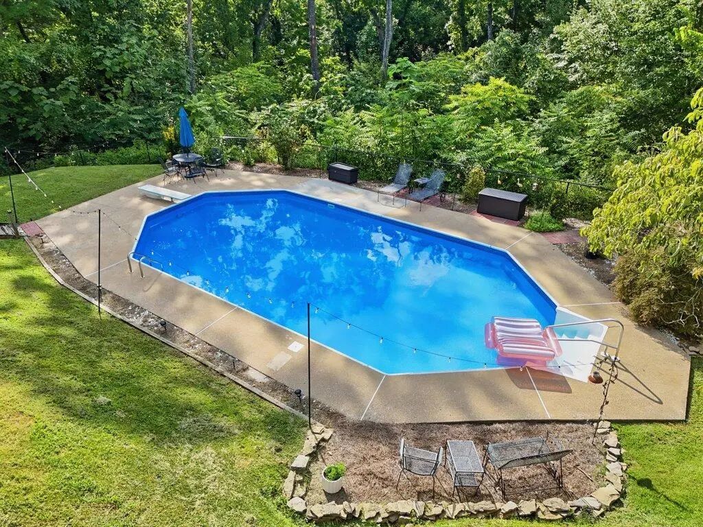 1718 Lake Wood Circle, Hixson