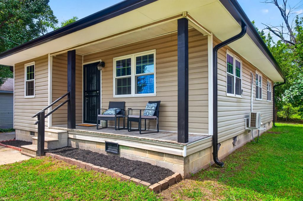 513 W Gordon Avenue, Rossville