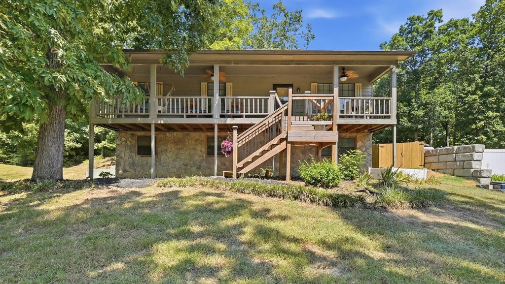 164 Woodgate Drive, Cleveland