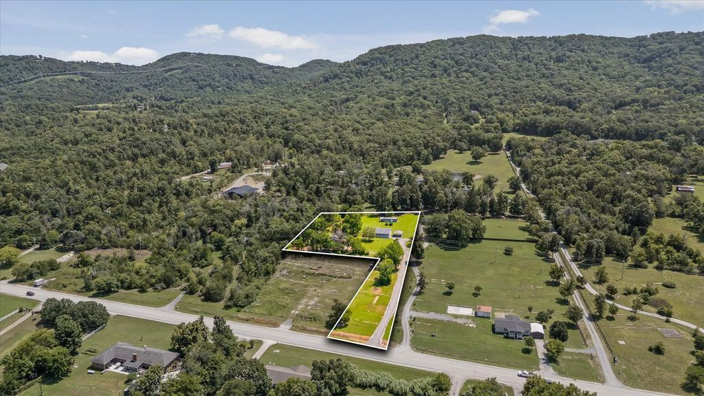 8740 Ooltewah Georgetown Road, Ooltewah
