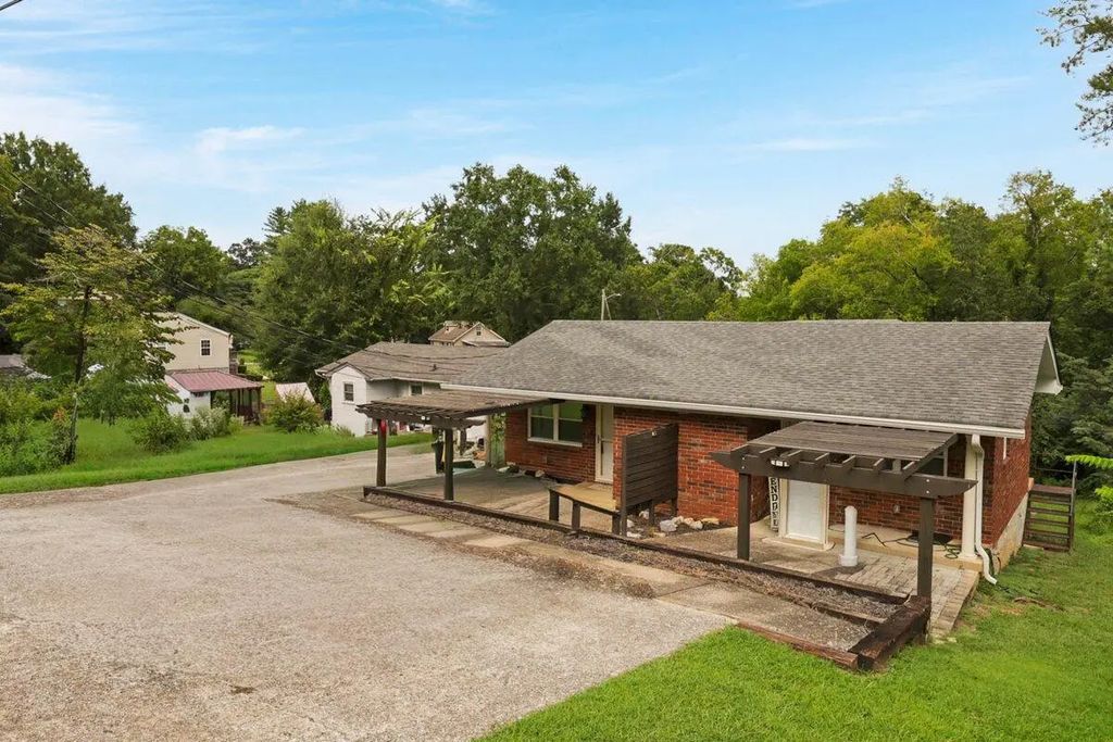 4107 Cherryton Drive, Chattanooga