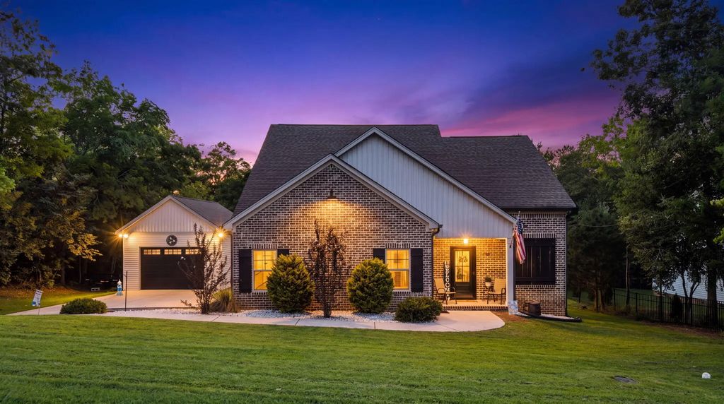 3009 Highland Drive, Cleveland
