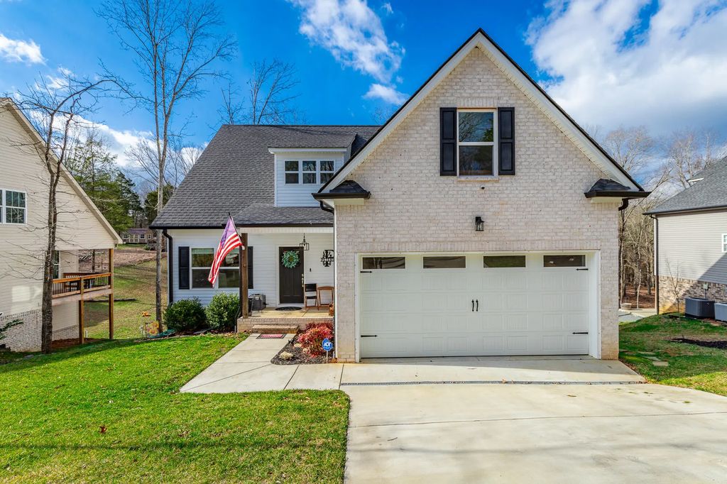 7273 Ron Road, Ooltewah