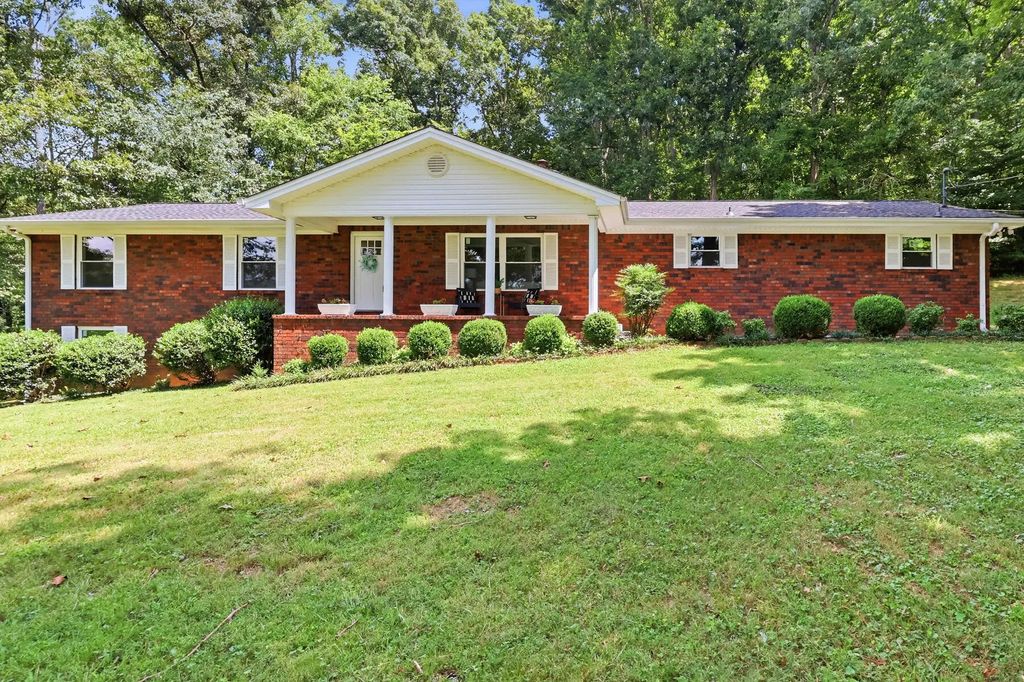 213 Dunn Farm Road, Cleveland