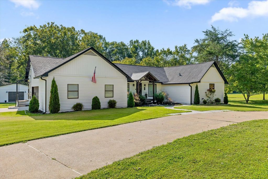 5642 Old Hunter Road, Ooltewah