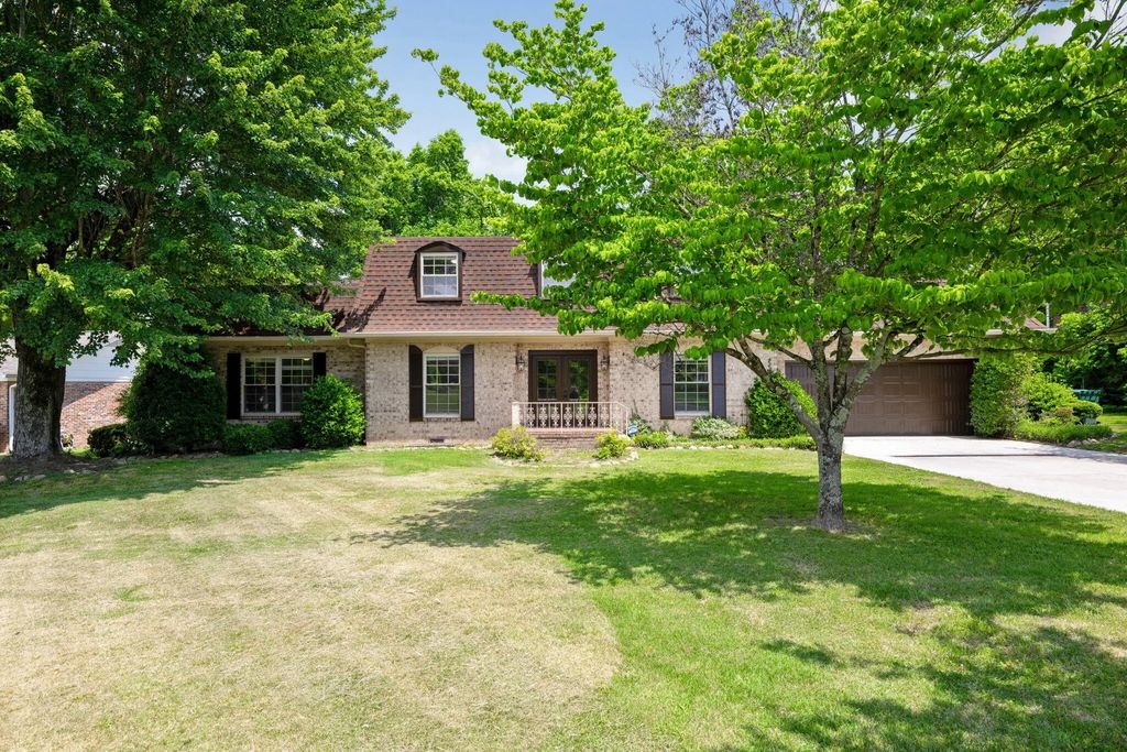 7015 Leslie Dell Lane, Chattanooga