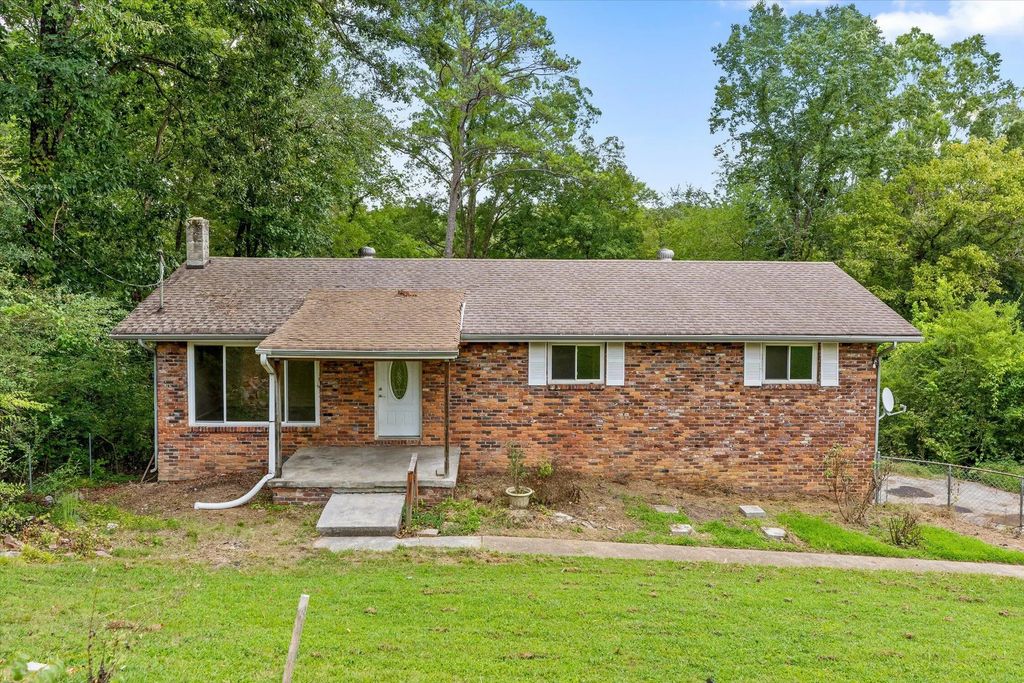 1128 Iris Drive, Rossville