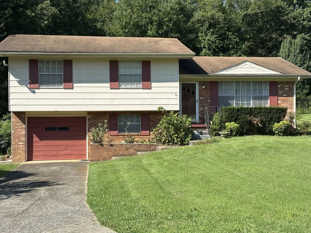 1630 Colorado Street, Hixson