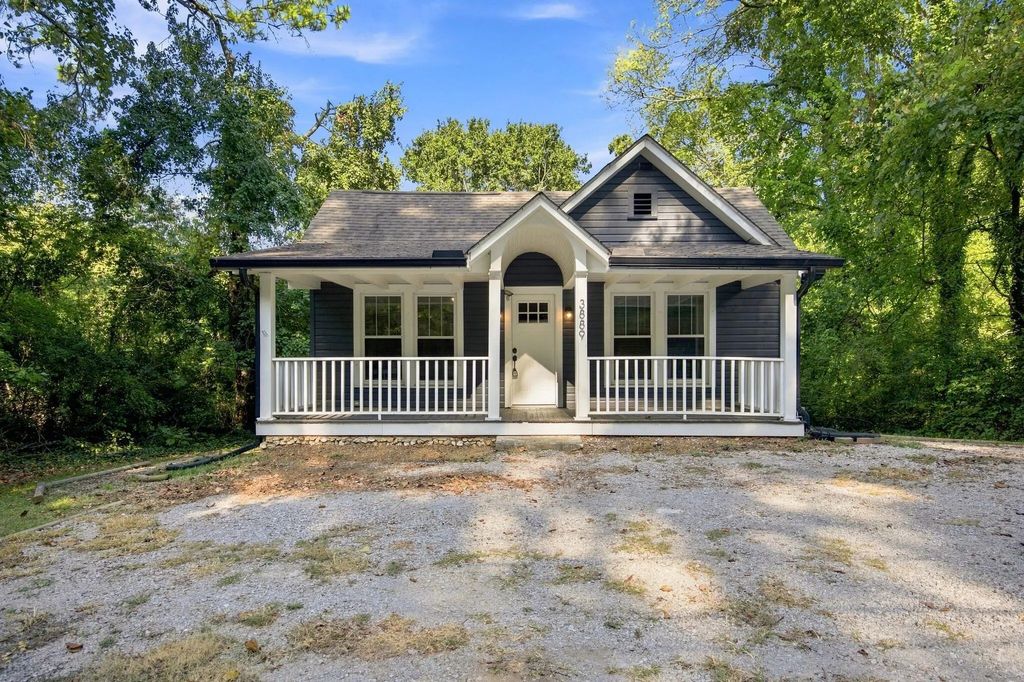 3889 Bonny Oaks Drive, Chattanooga