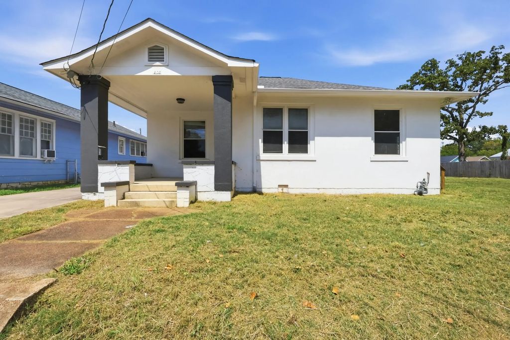 2105 Kirby Avenue, Chattanooga