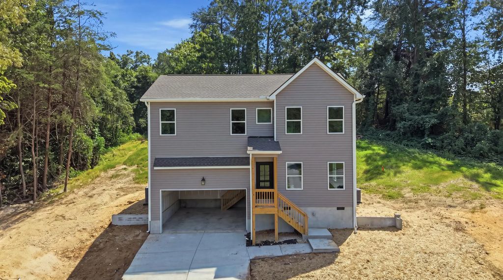 6624 Sandswitch Road, Hixson