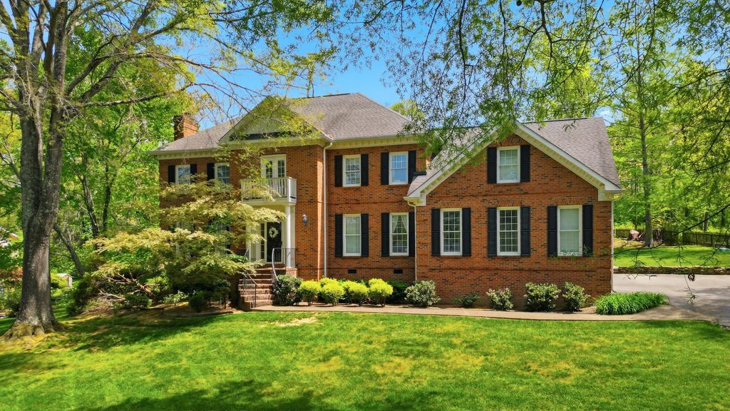 15 Middle Creek Road, Signal Mountain