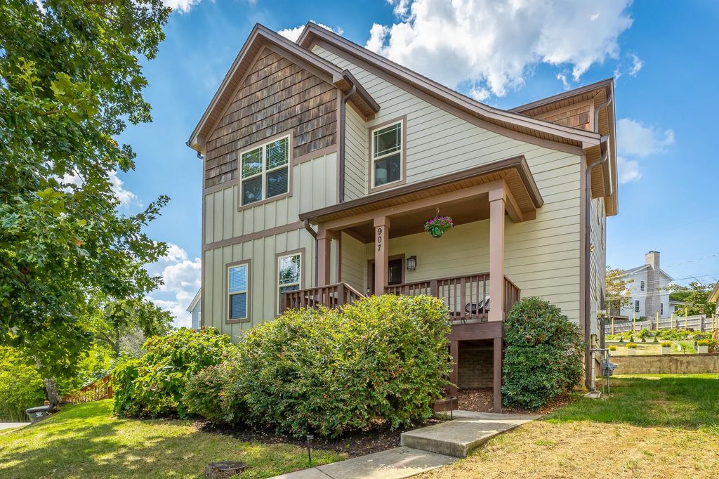 907 Overman Street, Chattanooga