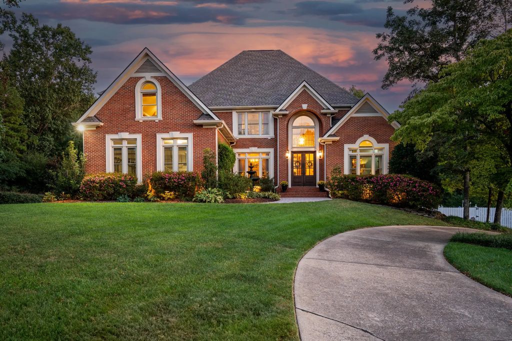5718 Mountain Grove Drive, Chattanooga