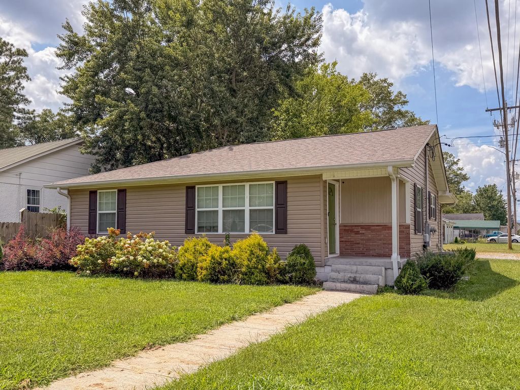 1482 E State Line Road, Rossville