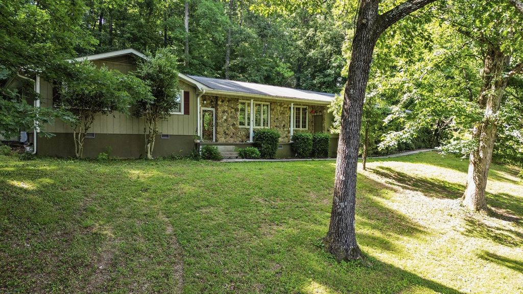 370 Morgan Johnston Circle, Cleveland