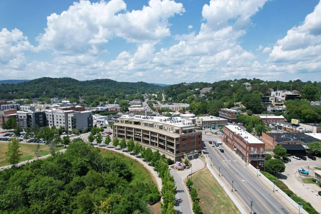 4 Cherokee Boulevard, Chattanooga