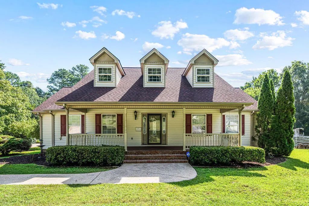 221 Dailey Hill Circle, Ringgold