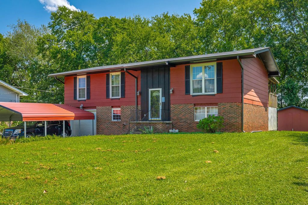 1344 Cenora Lane, Hixson