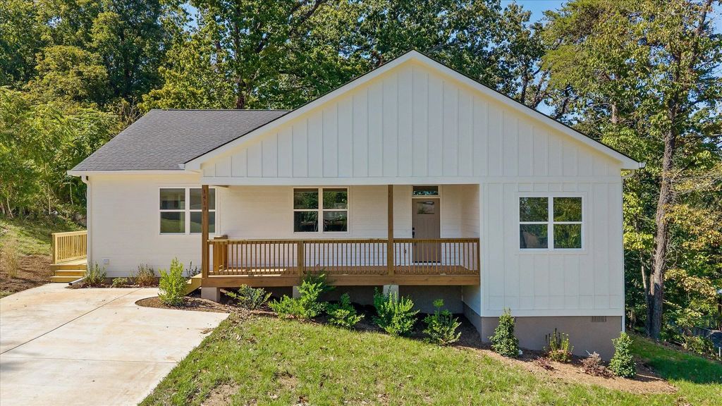 1413 Melody Lane, Chattanooga