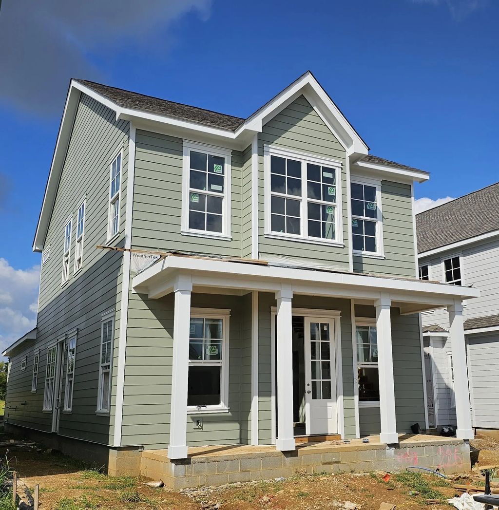 6953 Charming Place, Hixson